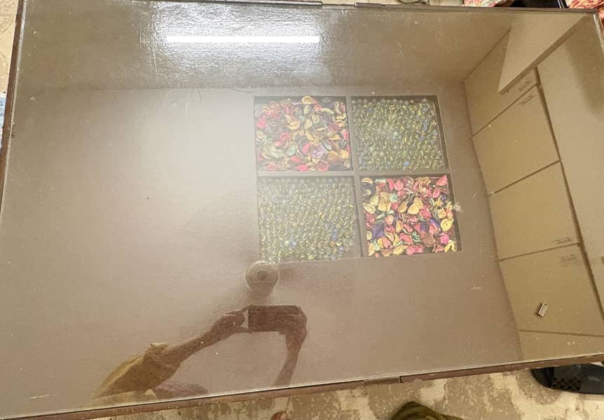 Centre table 0