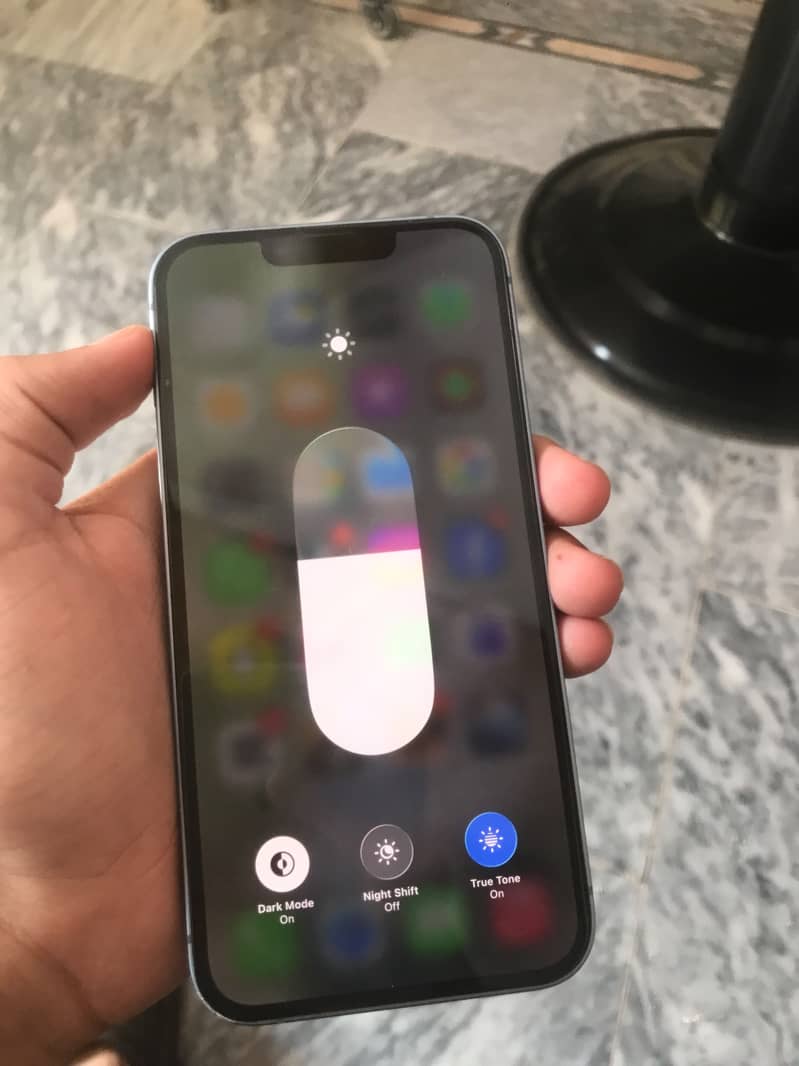 Apple iPhone 14 4