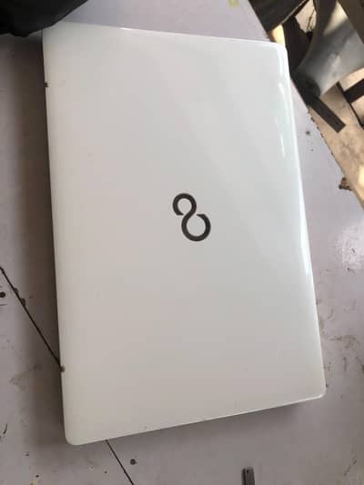 fujitsu i7 7th generation