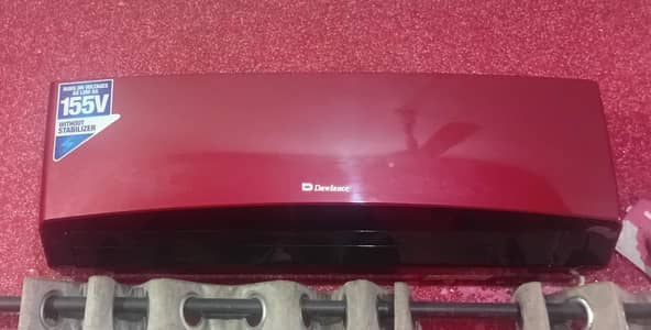 Dawlance 1.5 ton split Ac LVS30- new gas and service done 155v