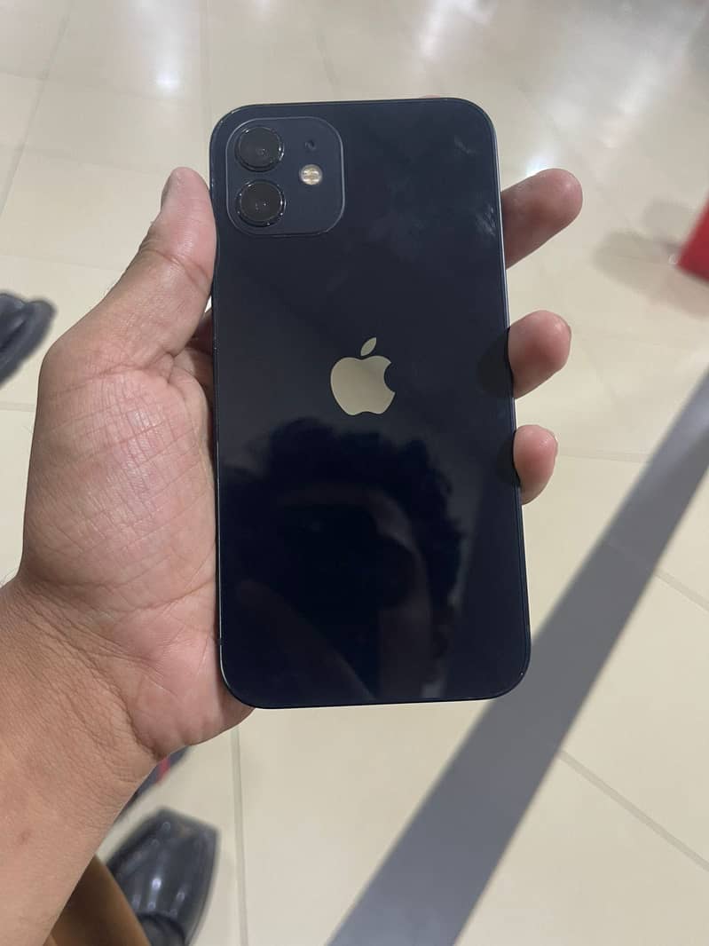 Apple iPhone 12 2