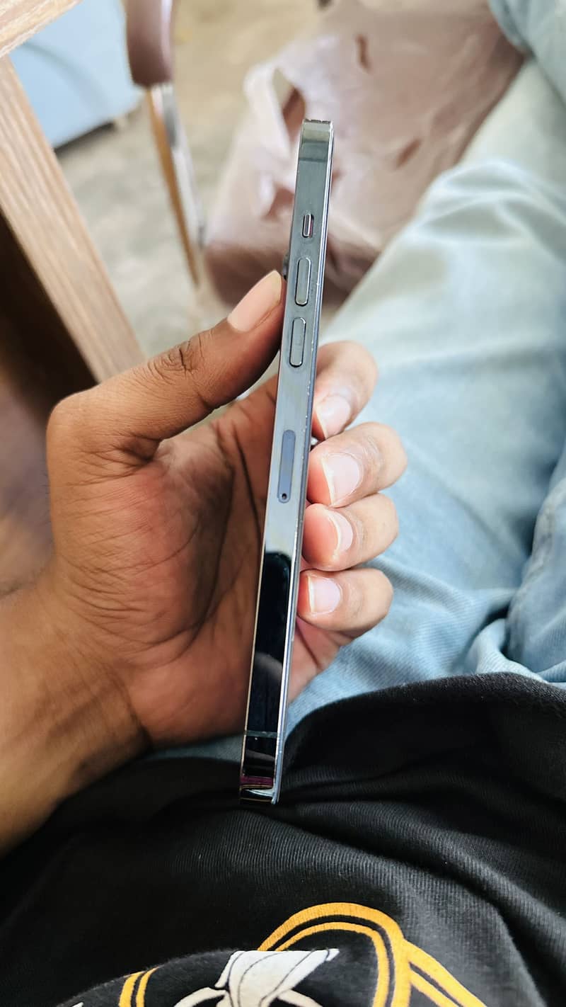 Apple iPhone 12 Pro Max urgent sell 3