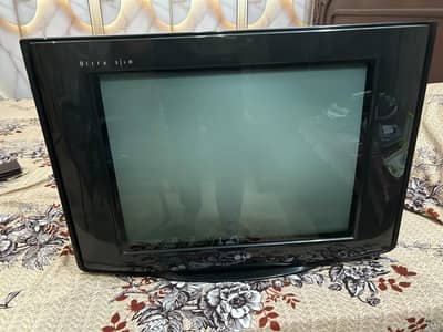 L. G ultra slim Television