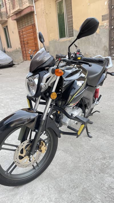 Suzuki GSX 125 — 2025 Model