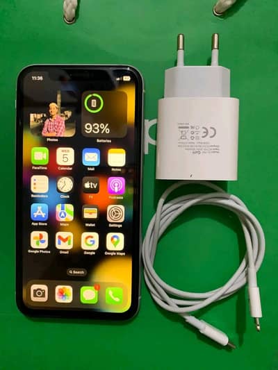 Apple iPhone XR 128 GB WhatsApp 0321=4018=958