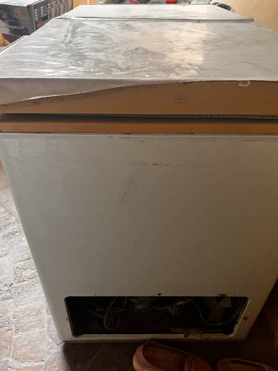 deep freezer with nice cooling and good condition