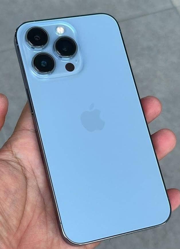Apple iPhone 13 Pro 0