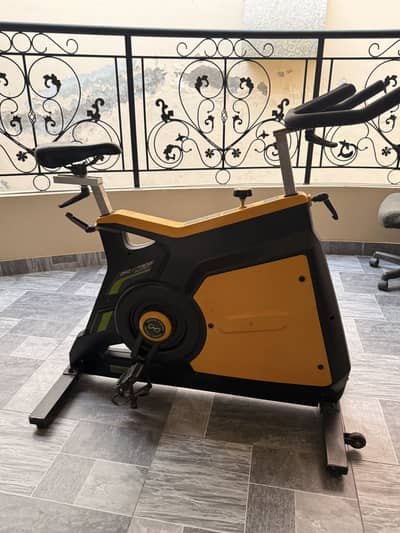 OHZ Fitness S600 Professional Spinning Bike | Excellent Condition