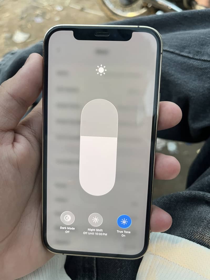 Apple iPhone 12 Pro 8