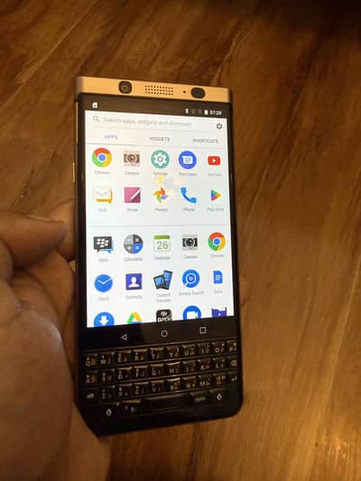 BlackBerry KEYone