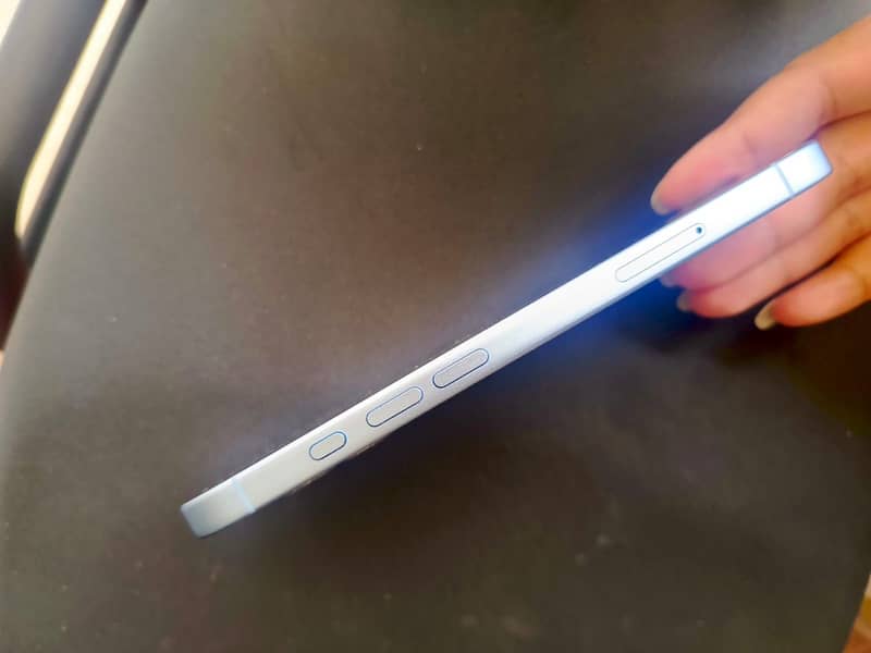 Apple iPhone 17 1