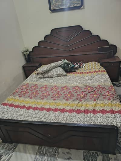 Queen Bed and Dressing