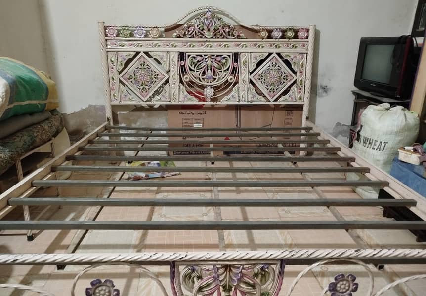 iron Bed 3