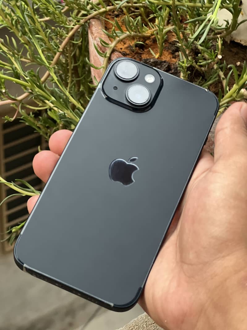 Apple iPhone 14jv 5