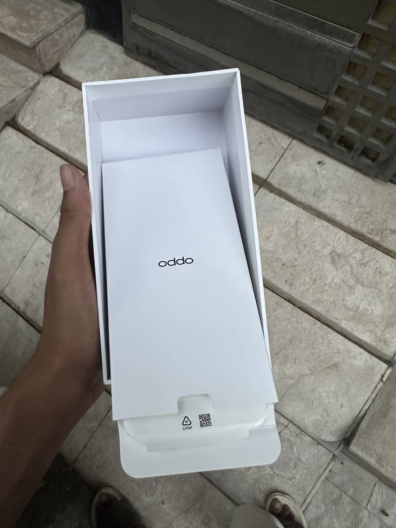 OPPO A6 8