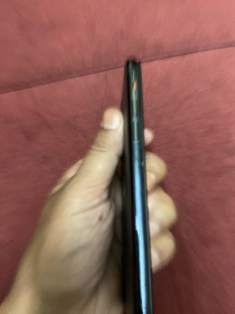 Apple iPhone 11 Pro 9