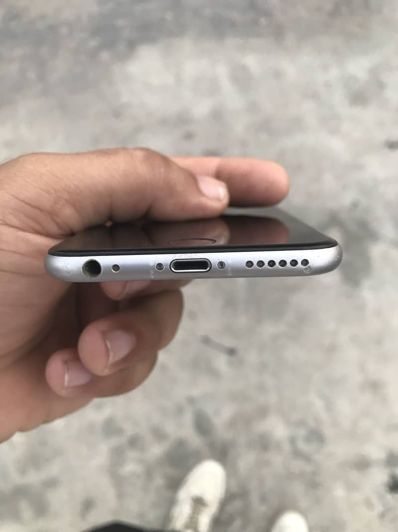 Apple iPhone 6 2