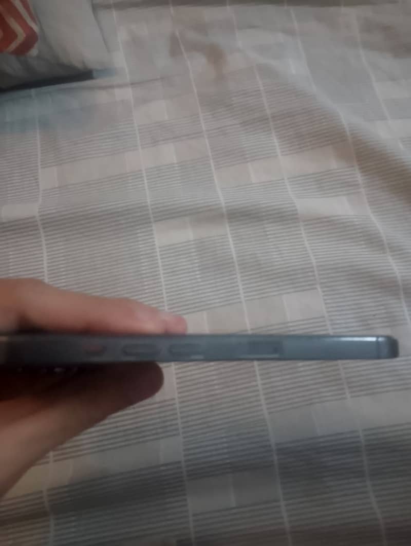 Apple iPhone 13 Pro 5
