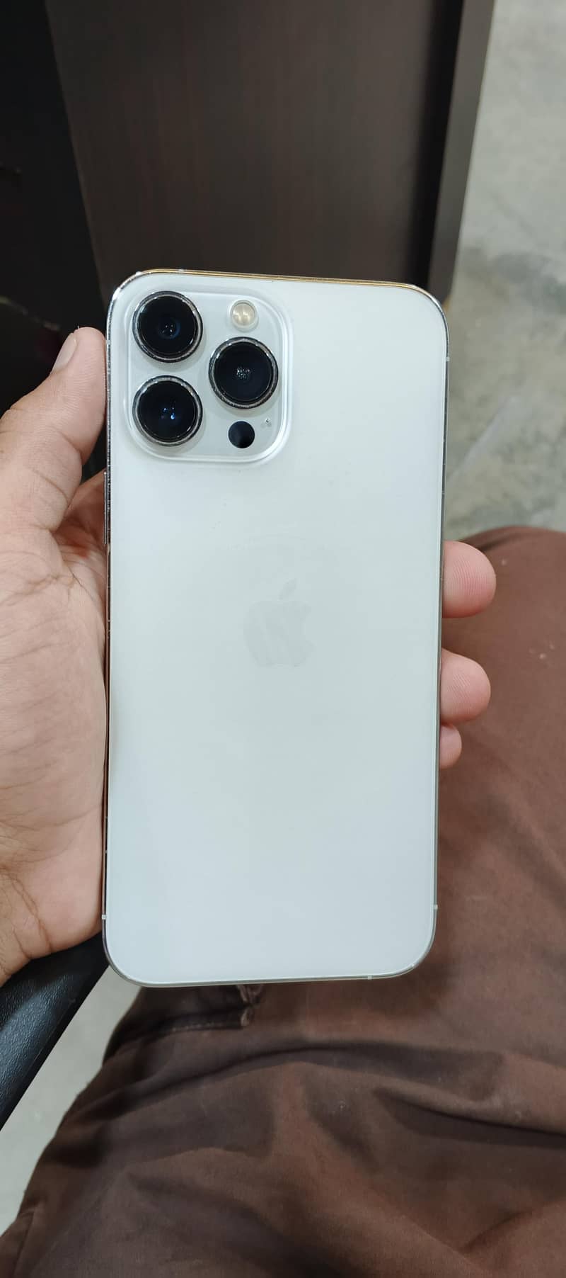 Apple iPhone 13 Pro Max 3