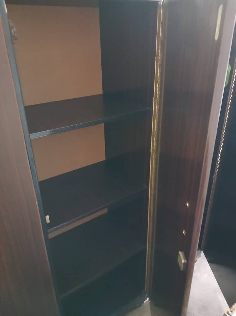 Single Cupboard 1