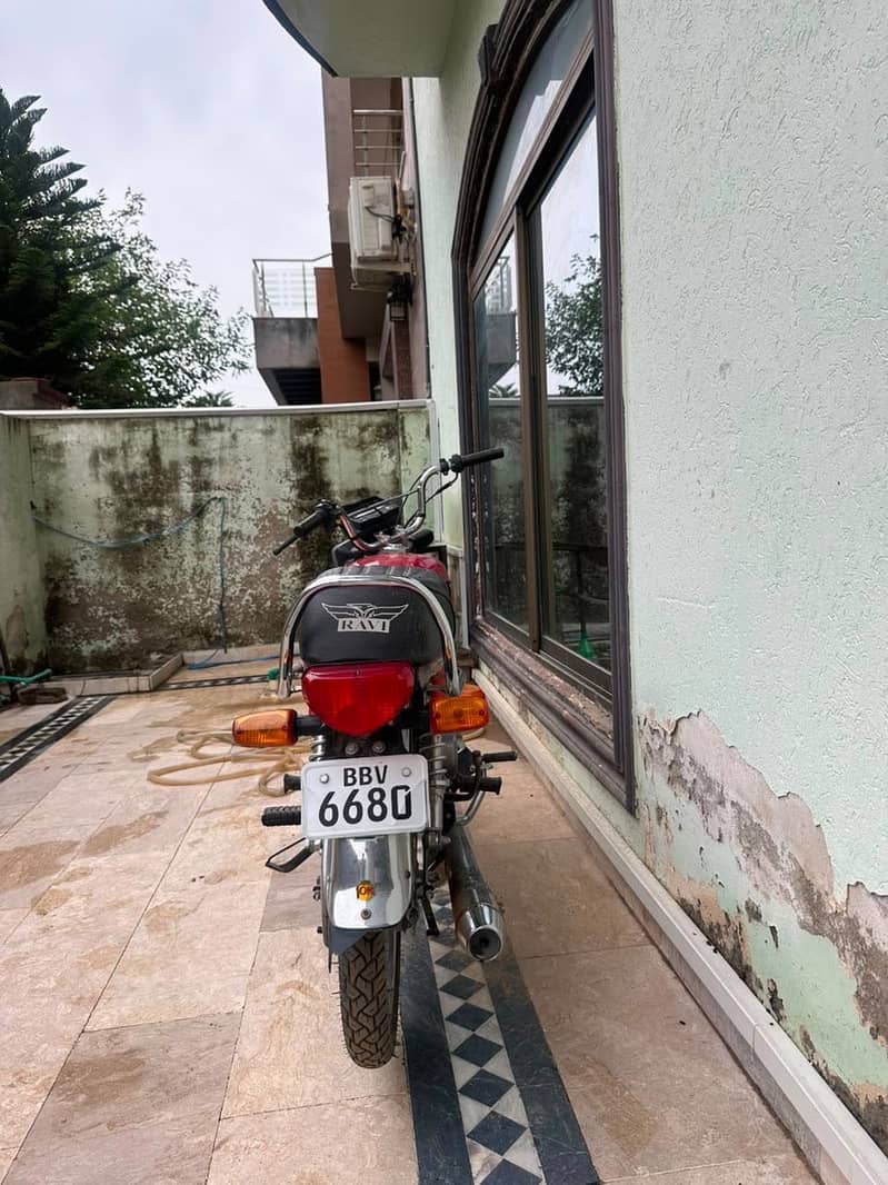 Ravi 70 1