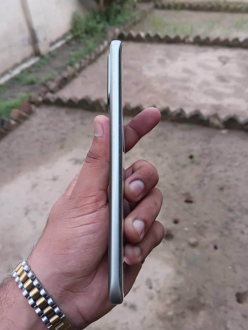 Infinix Note Edge 3