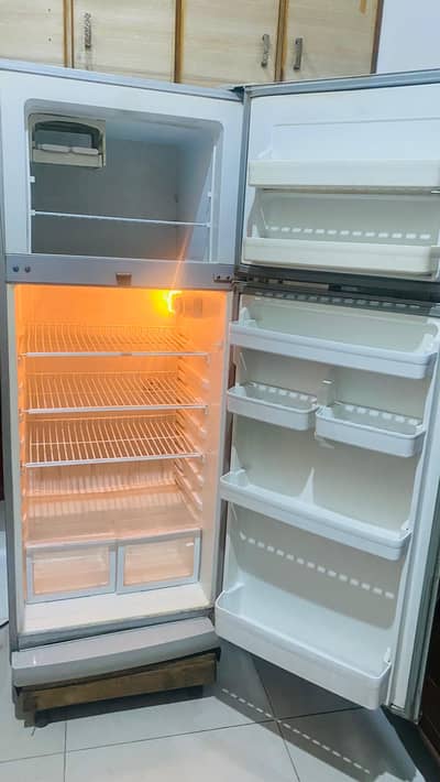 Haier refrigerator fridge small size
