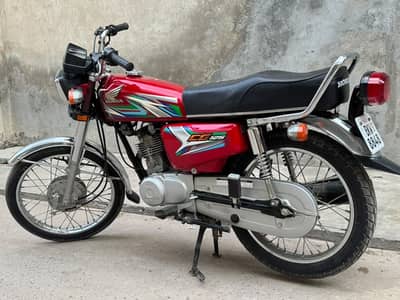 Honda 125 2023 model
