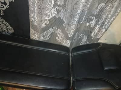 selling my facial bed