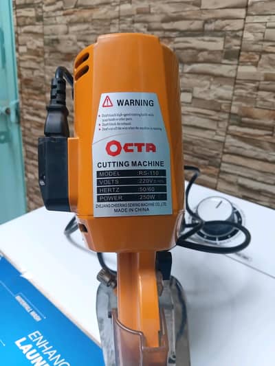OCTA RS-110 Electric Cloth Cutting Machine 250W - Used Like New