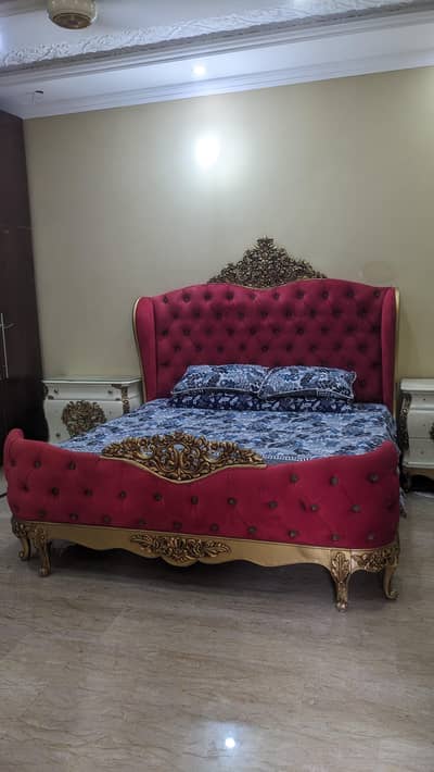 bed set mehroon color