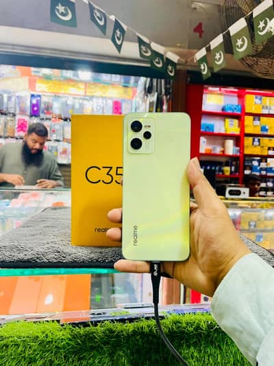 Realme C35