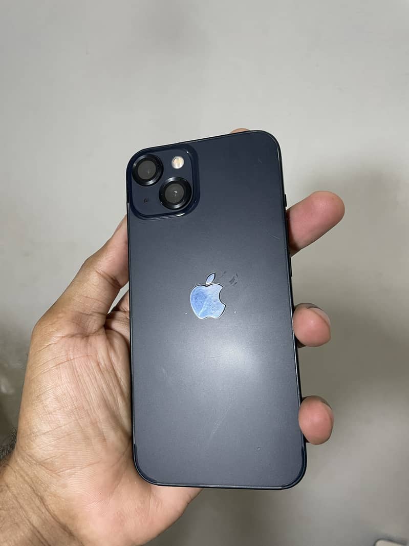 Apple iPhone 13 0