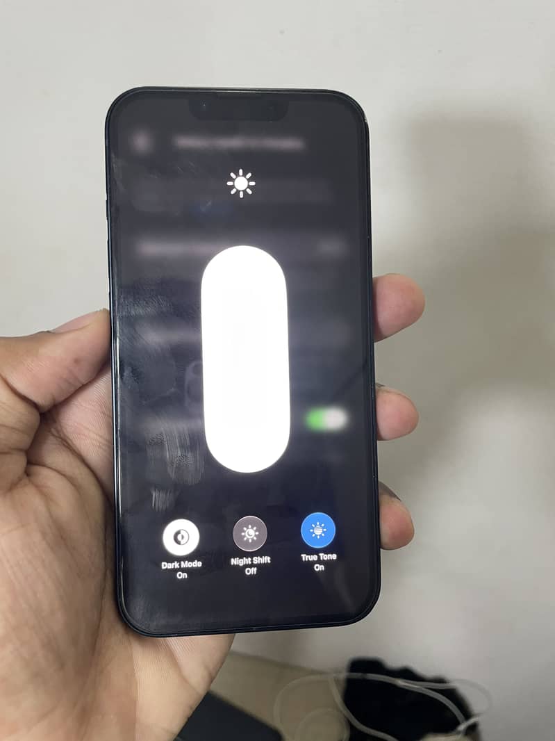 Apple iPhone 13 2