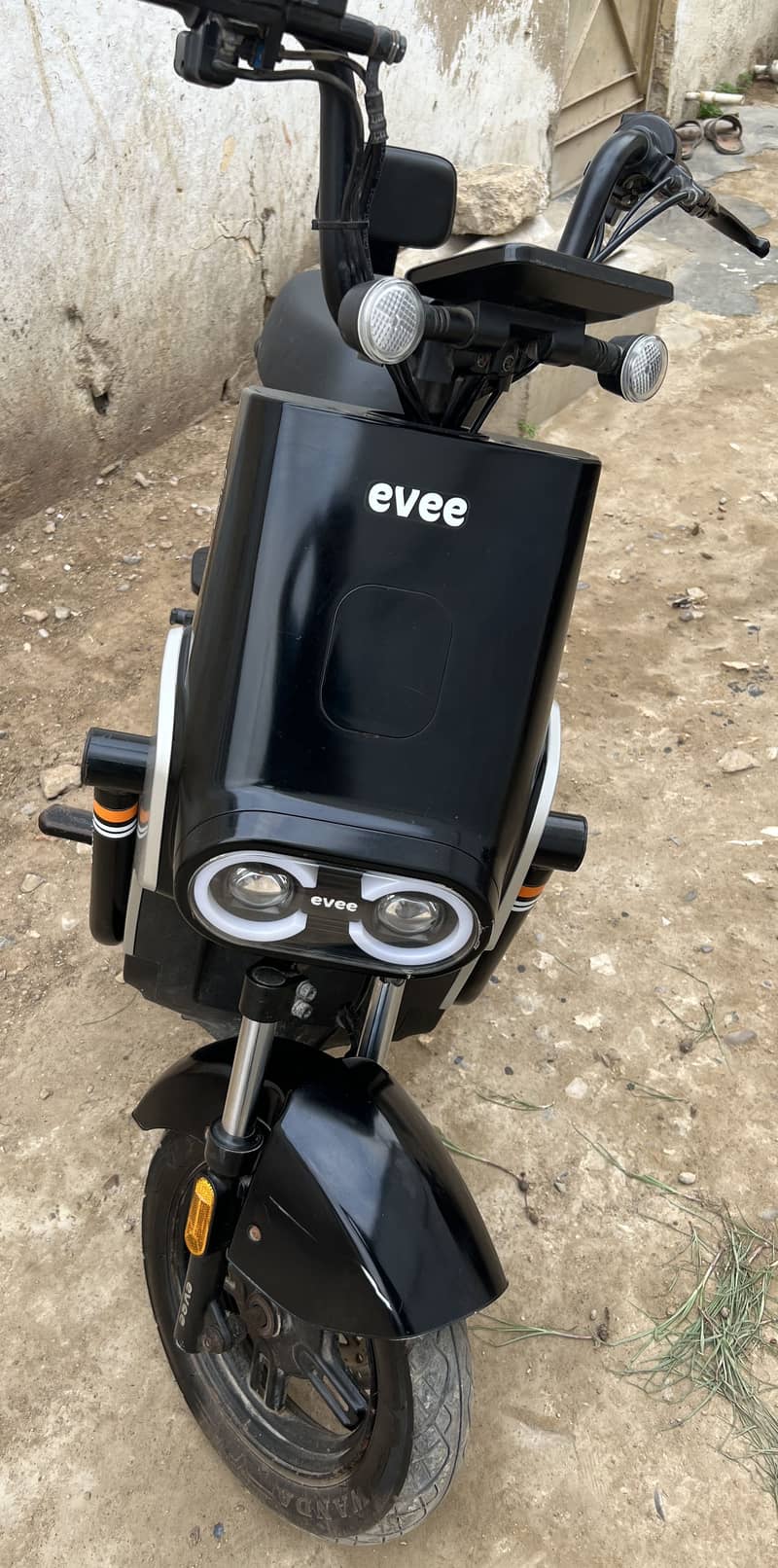Evee mito 3