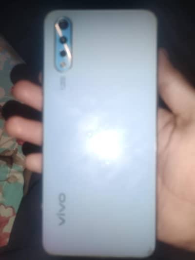 vivo s1