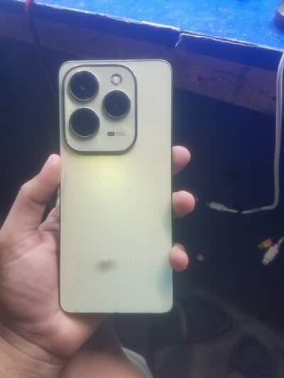 Infinix Hot 40 16-256GB
