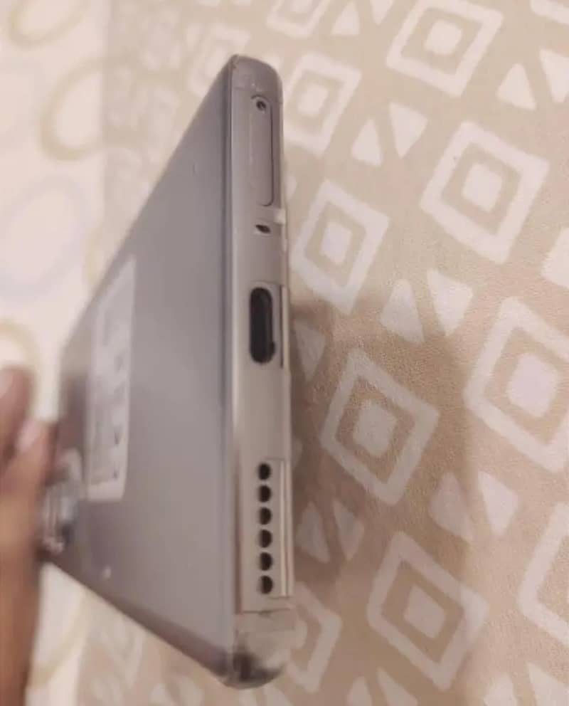 Tecno CAMON 40 Pro 2