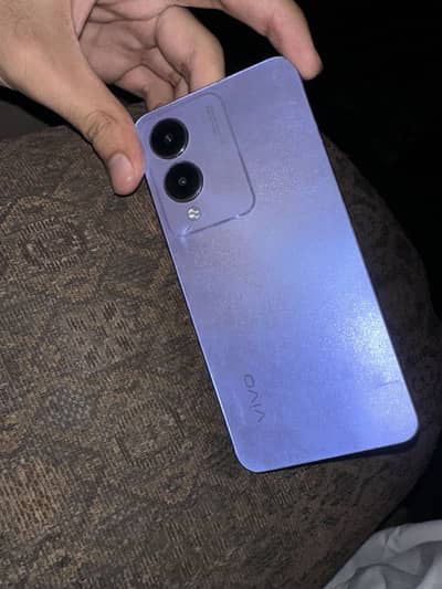Vivo Y17s