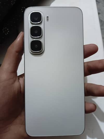 Infinix Hot 50i
