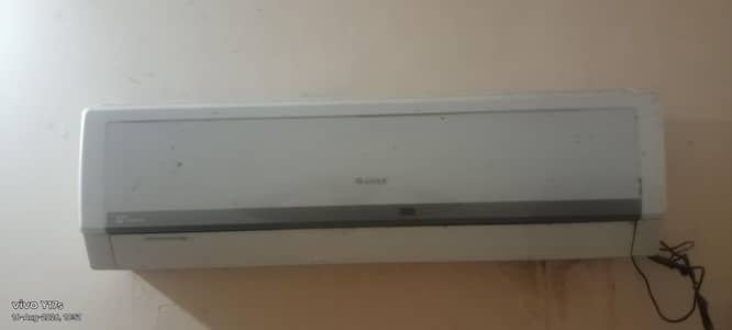 Used new AC inverter cooling and heating Full