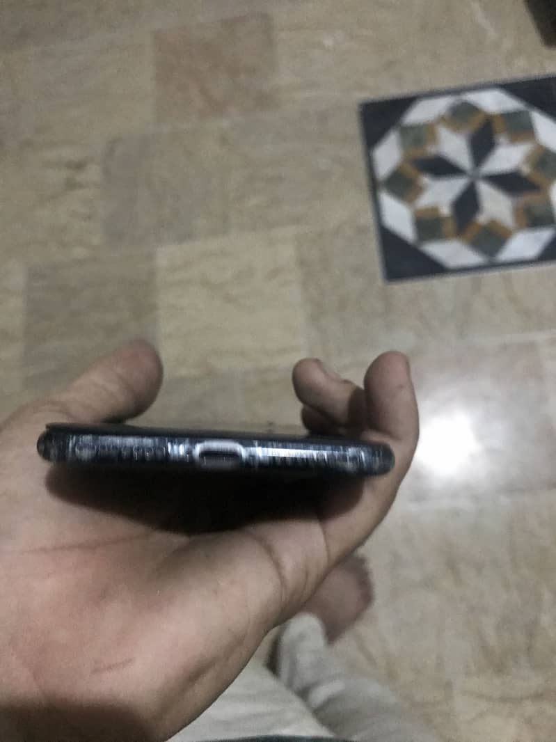 Apple iPhone 7 Plus part 1