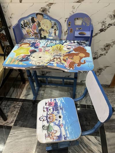 Study table for kids