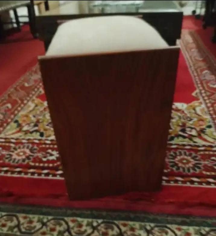 Dressing Table Stool 2