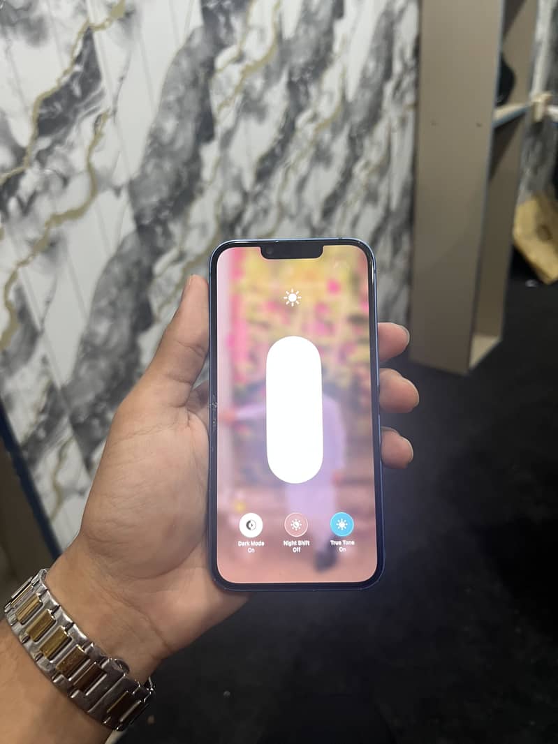 Apple iPhone 13 3