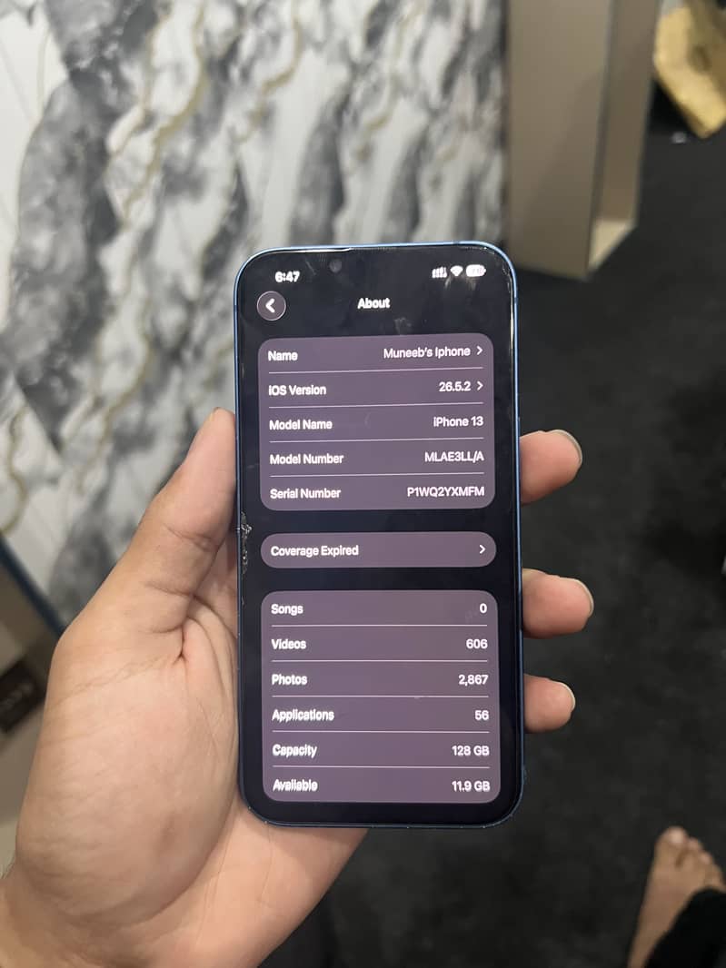 Apple iPhone 13 8