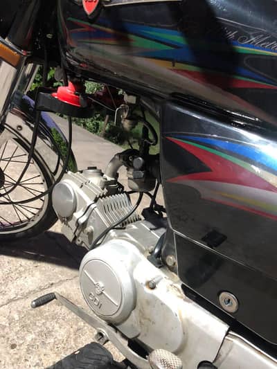 metro 70cc neat and clean documents clear first owner bike