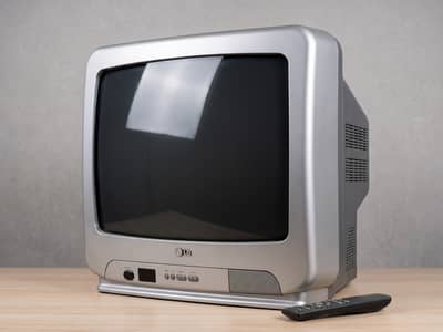 LG 21-Inch CRT Color TV with Remote – Good Working Condition