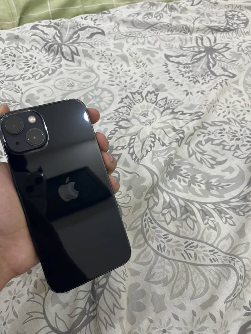 Apple iPhone 13 3