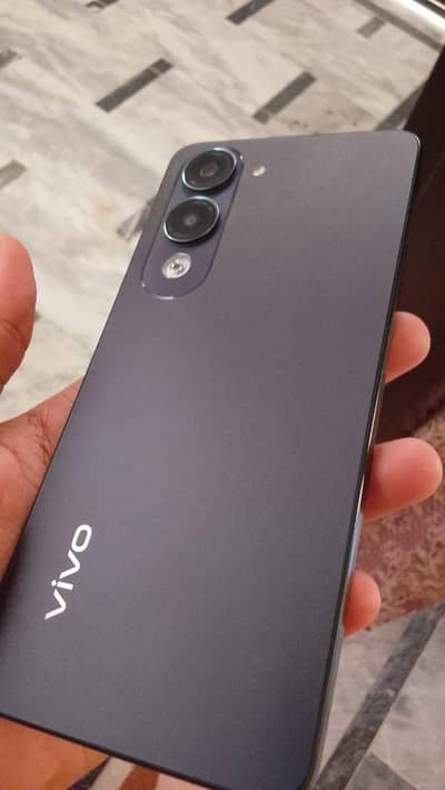 Vivo Y04